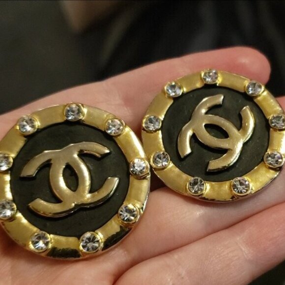 Chanel LARGE Vintage Gold-Plated Strass Crystal Interlocking CC Clip - Picture 7 of 16